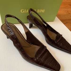 Vintage Anne Klein Kitten Heels Burgundy
